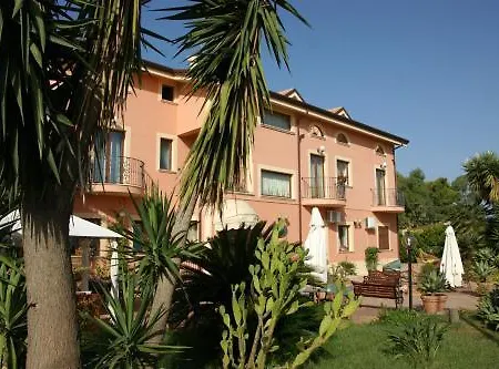 Aurora Hotel 3*
