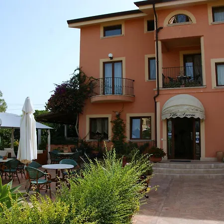 Hotel Aurora 3*