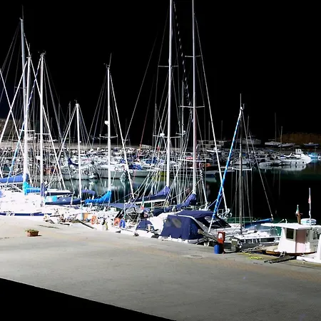 Aurora 3*